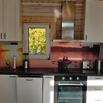 Uusi Saunamoekki Jaemsaessae, Laehellae Himosta Chalet Jämsä