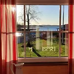 Uusi Saunamoekki Jaemsaessae, Laehellae Himosta