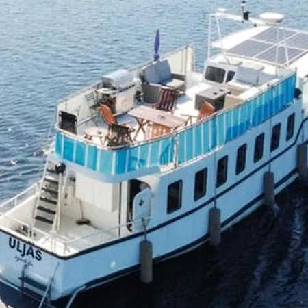 Chalet Uusi Saunamoekki Jaemsaessae, Laehellae Himosta Jämsä