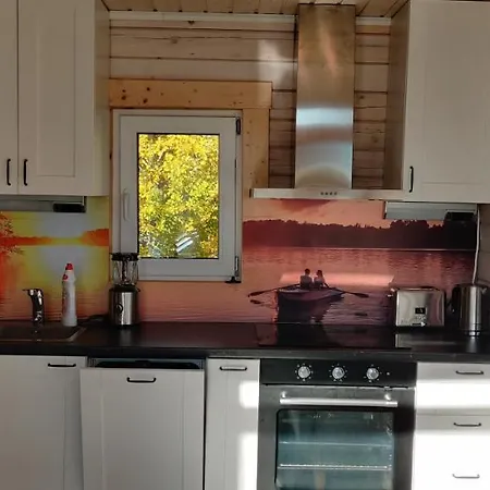 Uusi Saunamoekki Jaemsaessae, Laehellae Himosta Chalet Jamsa