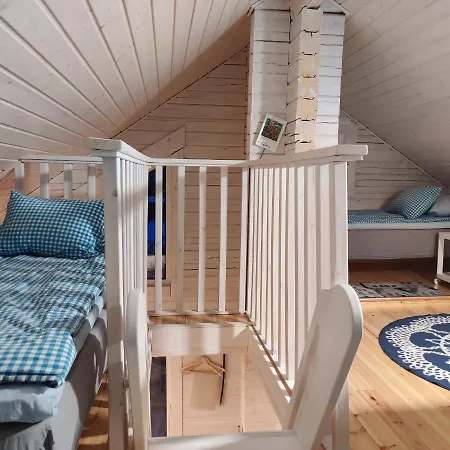 Uusi Saunamoekki Jaemsaessae, Laehellae Himosta Chalet *