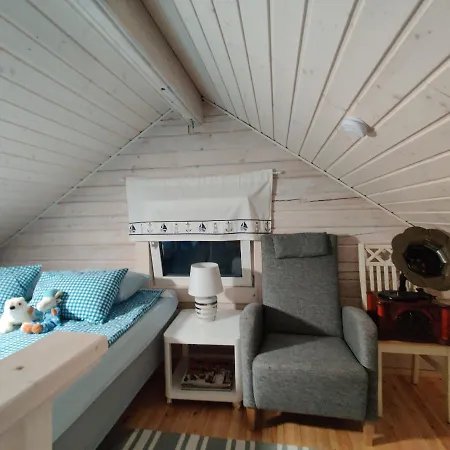 Uusi Saunamoekki Jaemsaessae, Laehellae Himosta Chalet Jamsa