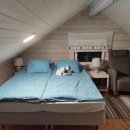 Uusi Saunamoekki Jaemsaessae, Laehellae Himosta * Jämsä