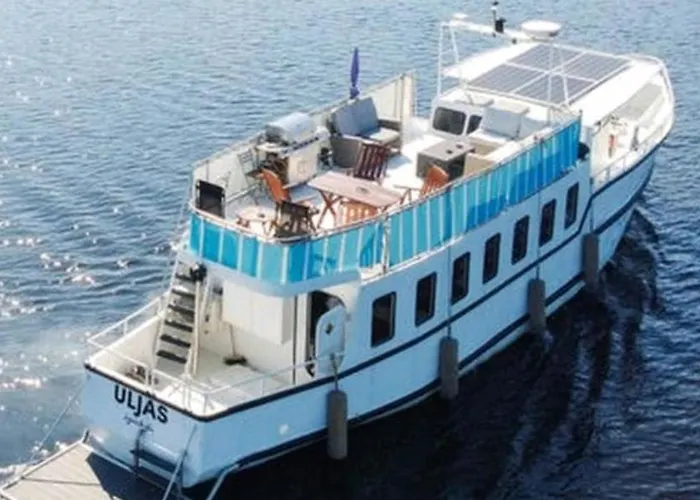 Chalet Uusi Saunamoekki Jaemsaessae, Laehellae Himosta Jämsä