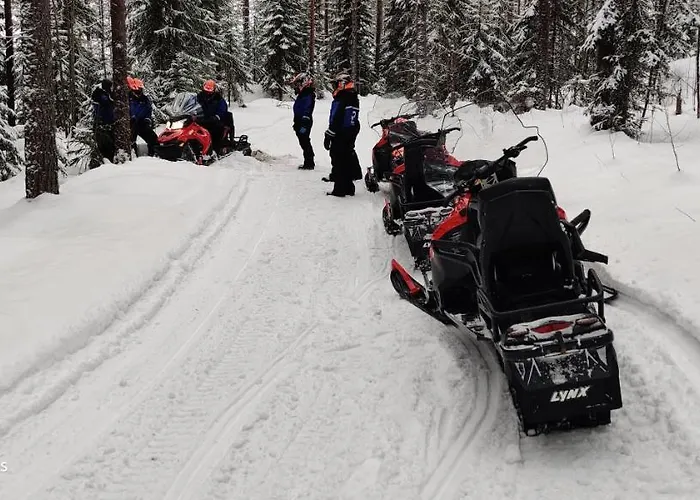 Chalet Uusi Saunamoekki Jaemsaessae, Laehellae Himosta Jämsä