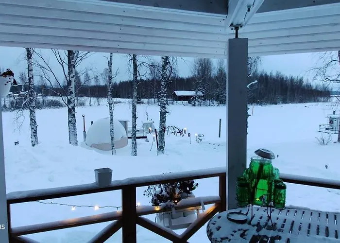 Uusi Saunamoekki Jaemsaessae, Laehellae Himosta Jämsä