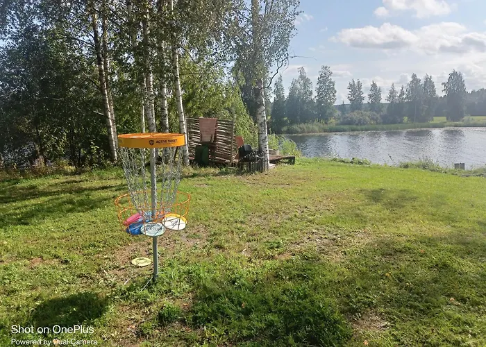 Chalet Uusi Saunamoekki Jaemsaessae, Laehellae Himosta *