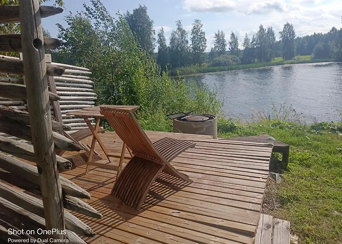 Uusi Saunamoekki Jaemsaessae, Laehellae Himosta Chalet Jämsä